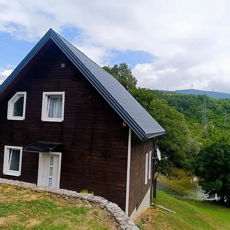 Alen - National Park Retreat - With Garden & Terrace كولين فاكوف