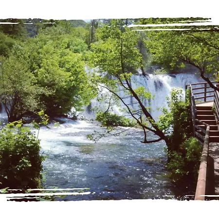 Alen - National Park Retreat - With Garden & Terrace