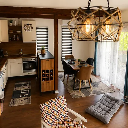 بيت للعطل Alen - National Park Retreat - With Garden & Terrace *