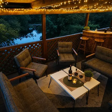 Alen - National Park Retreat - With Garden & Terrace *