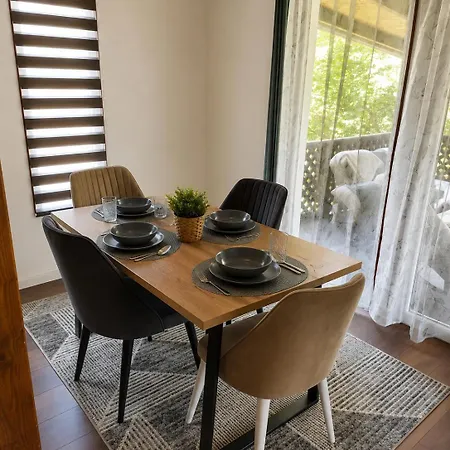 Alen - National Park Retreat - With Garden & Terrace بيت للعطل