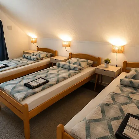 Alen - National Park Retreat - With Garden & Terrace