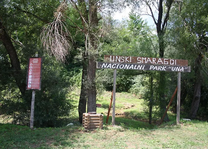 Alen - National Park Retreat - With Garden & Terrace *